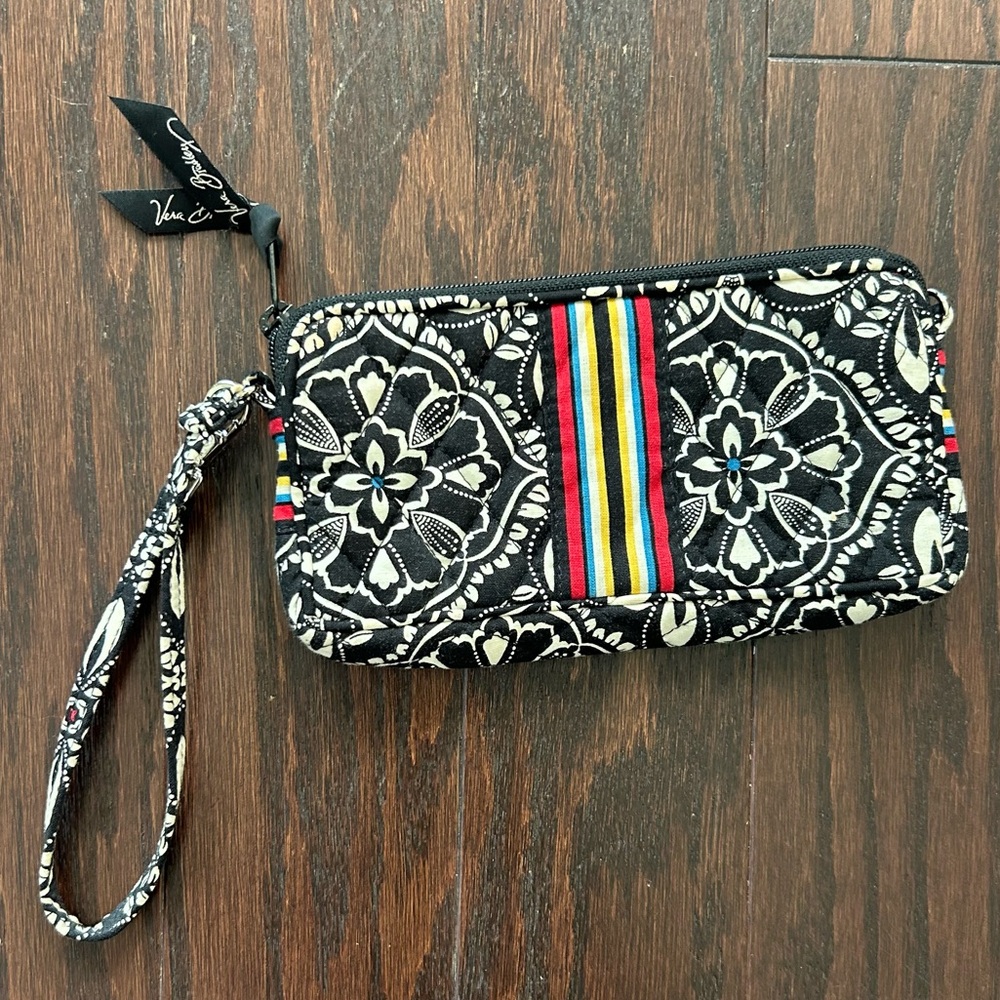 Vera Bradley "Barcelona" Wristlet | Classic Quilted Pattern | Small Purse